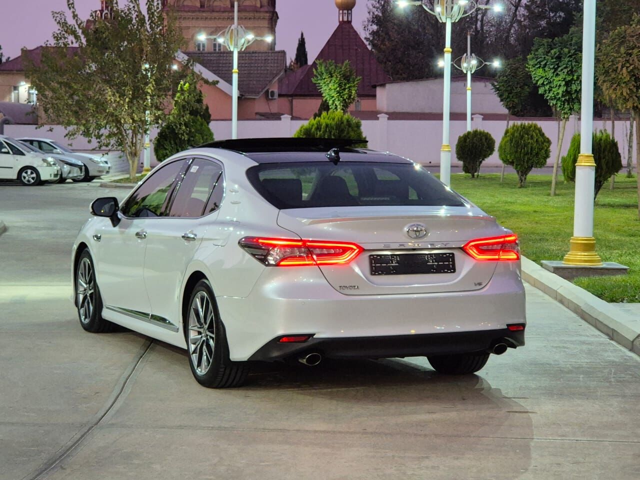 Toyota Camry 2022 - 640 000 TMT - Aşgabat - img 6