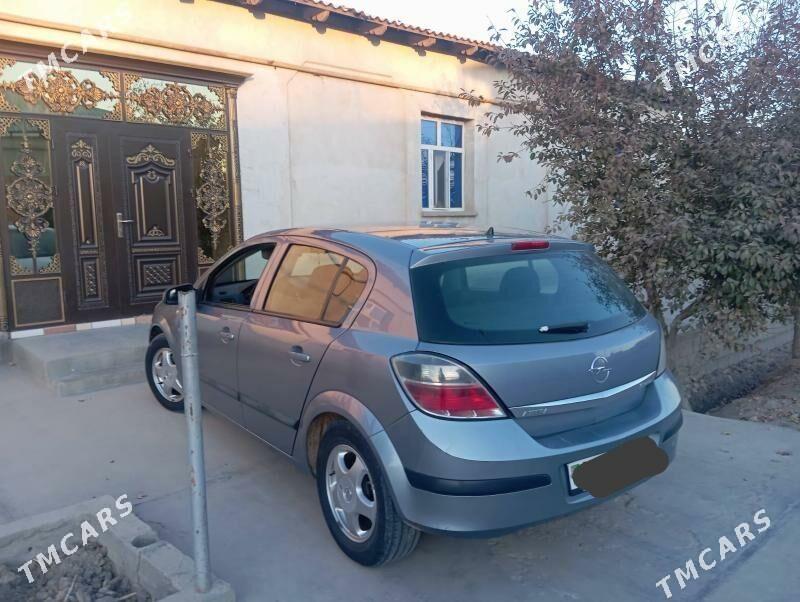 Opel Astra 2004 - 90 000 TMT - Дашогуз - img 1