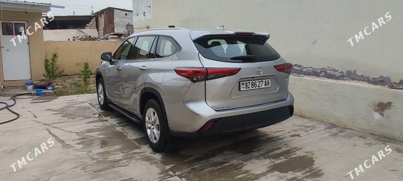 Toyota Highlander 2022 - 575 000 TMT - Ашхабад - img 3