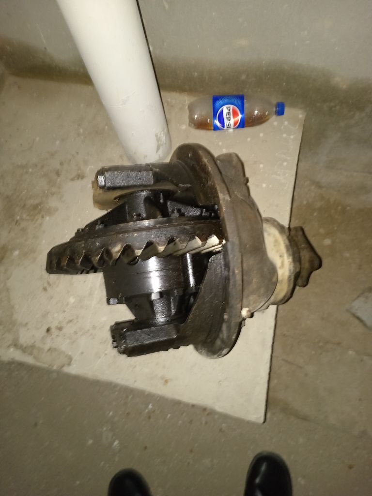 Redaktur 1 100 TMT - Балканабат - img 2