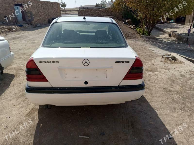 Mercedes-Benz C250 1995 - 60 000 TMT - Magdanly - img 3