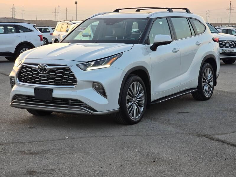 Toyota Highlander 2022 - 710 000 TMT - Aşgabat - img 6