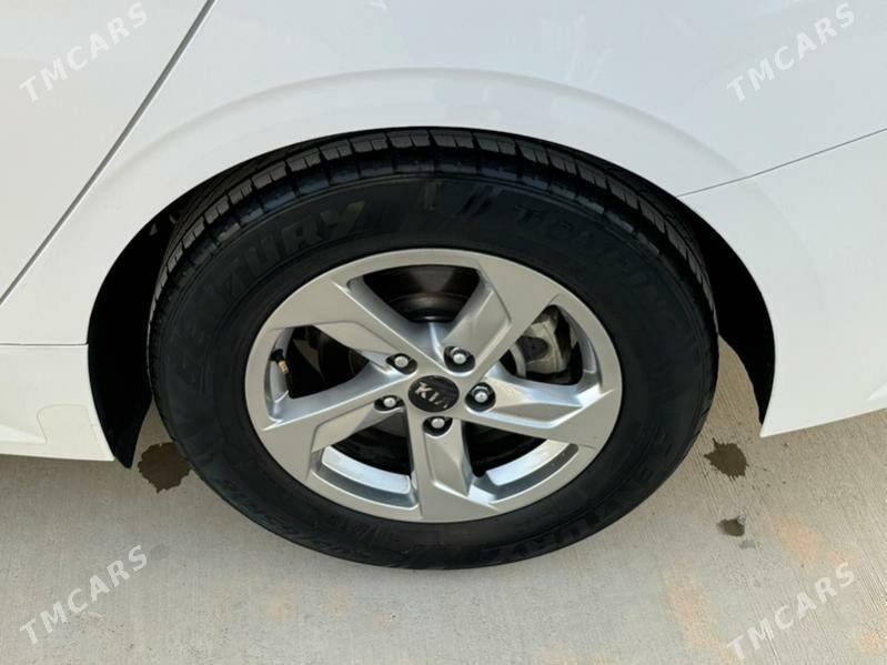 Kia K5 2022 - 262 000 TMT - Ашхабад - img 9