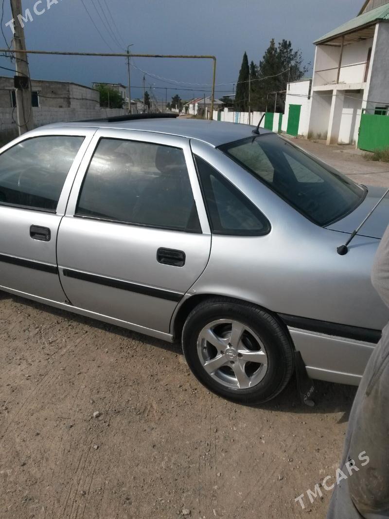Opel Vectra 1994 - 35 000 TMT - Türkmenbaşy - img 3