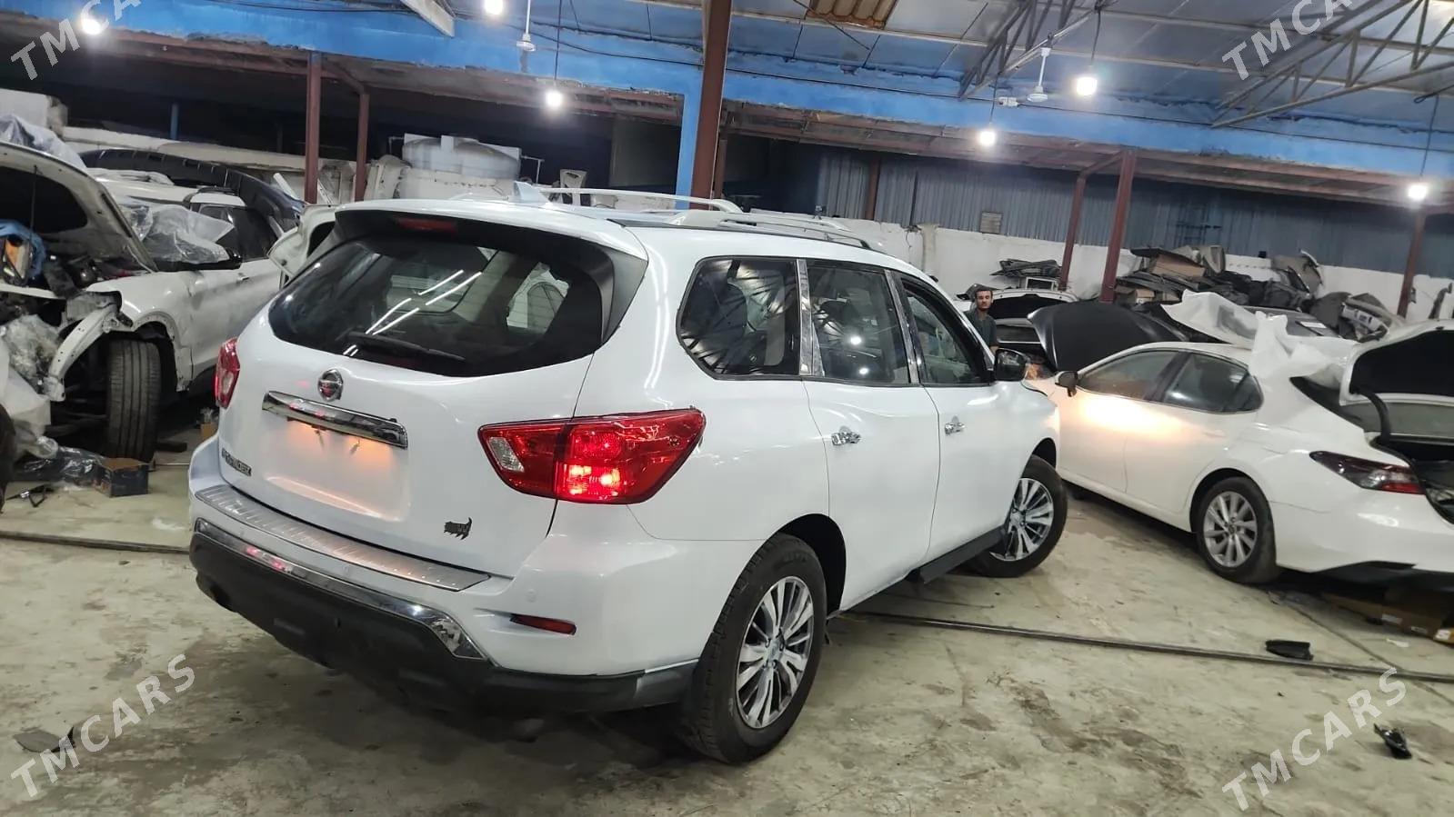 Nissan Pathfinder 2020 - 260 000 TMT - Мары - img 3