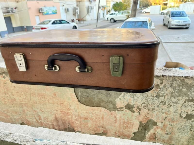 Чемодан Французский - 1 мкр - img 5