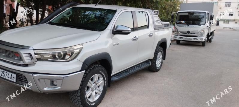 Toyota Hilux 2016 - 410 000 TMT - Büzmeýin - img 7