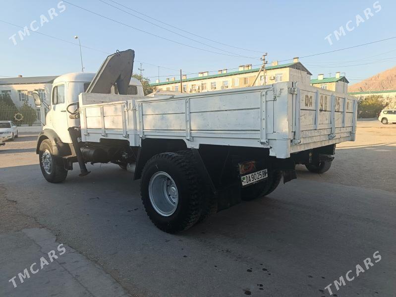 Mercedes-Benz ACTROS 3331 1989 - 160 000 TMT - Balkanabat - img 3