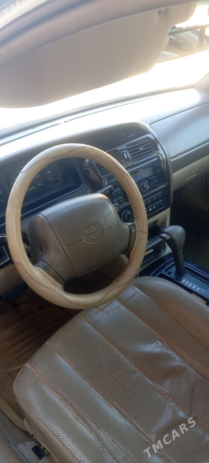 Toyota Avalon 1998 - 115 000 TMT - Мары - img 2