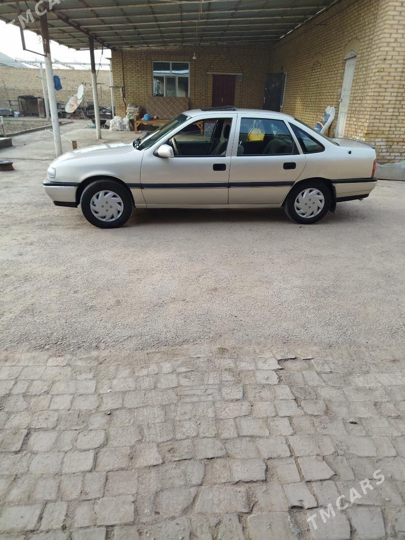 Opel Vectra 1992 - 28 000 TMT - Мары - img 3
