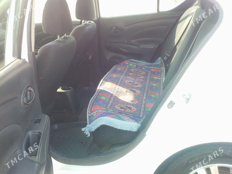 Nissan Versa 2012 - 90 000 TMT - Гызыларбат - img 7