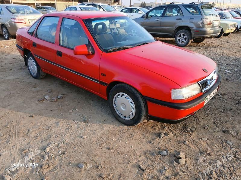 Opel Vectra 1989 - 33 000 TMT - Губадаг - img 4