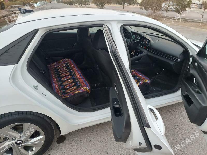 Hyundai Elantra 2022 - 244 000 TMT - Ашхабад - img 8