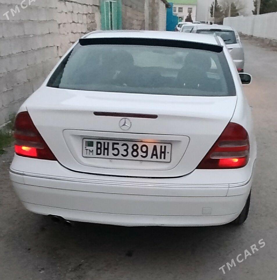 Mercedes-Benz E320 2001 - 100 000 TMT - Hitrowka - img 2