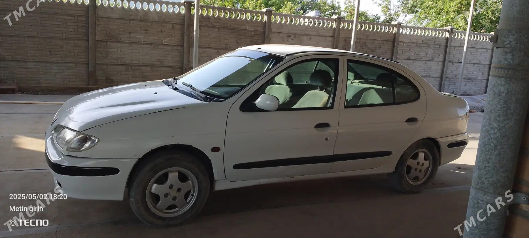 Renault Megane 2 1999 - 40 000 TMT - Мургап - img 5