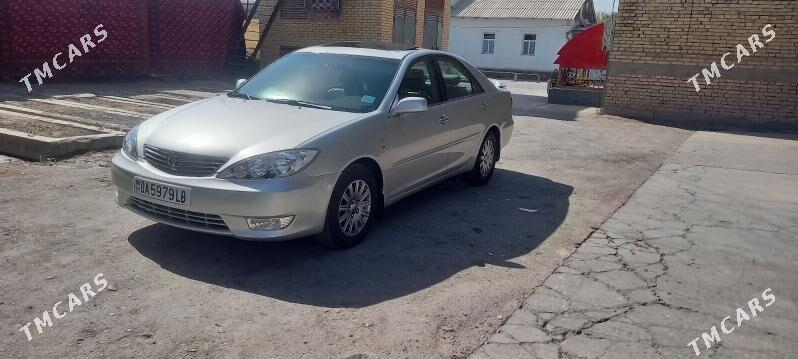 Toyota Camry 2005 - 265 000 TMT - Kerki - img 2