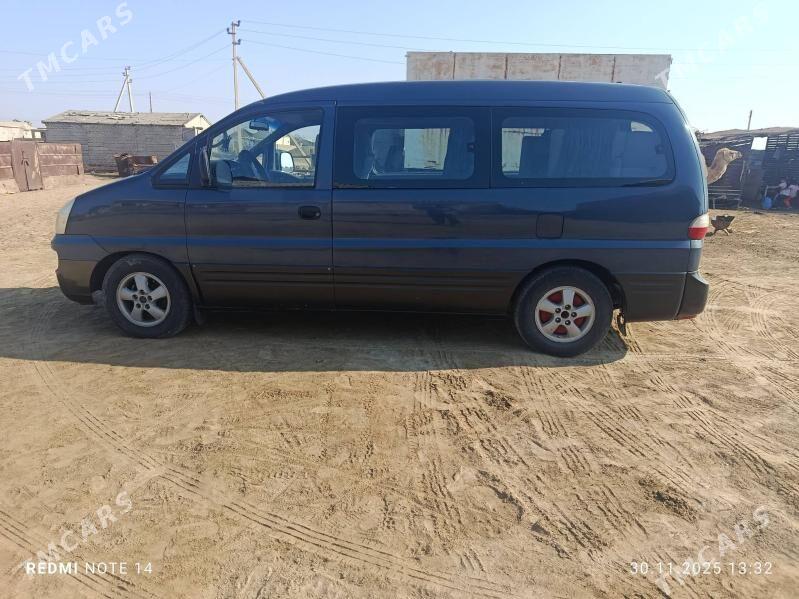 Hyundai H-1 2005 - 85 000 TMT - Balkanabat - img 2