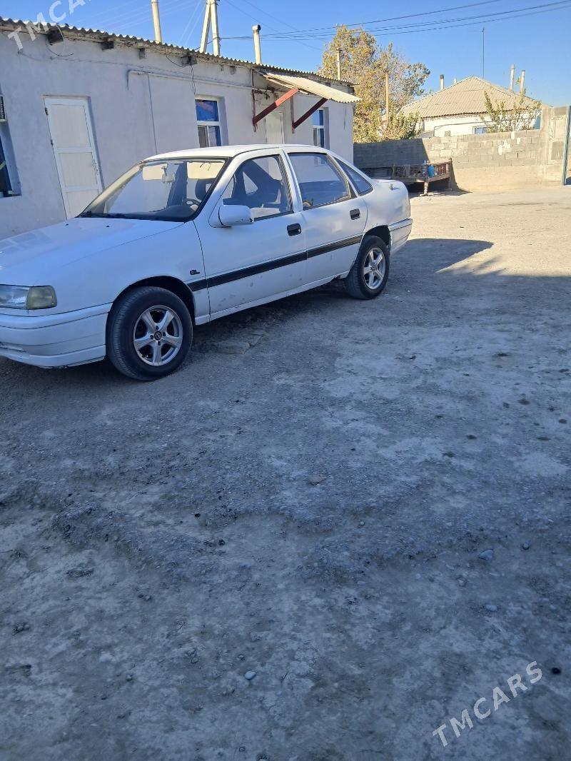 Opel Vectra 1992 - 28 000 TMT - Гёкдепе - img 1