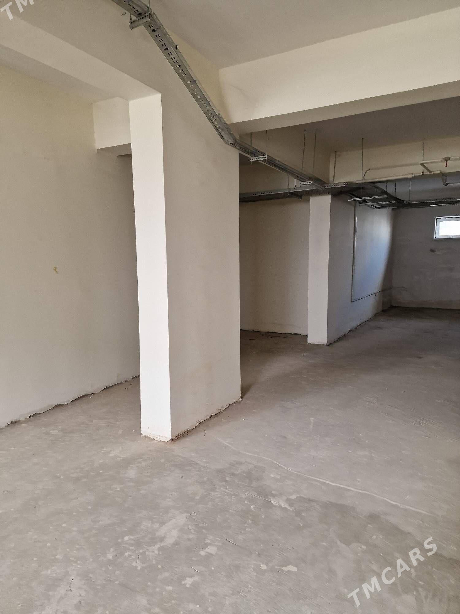 eyesinden satlyk hususy podwal - Гуртли - img 5