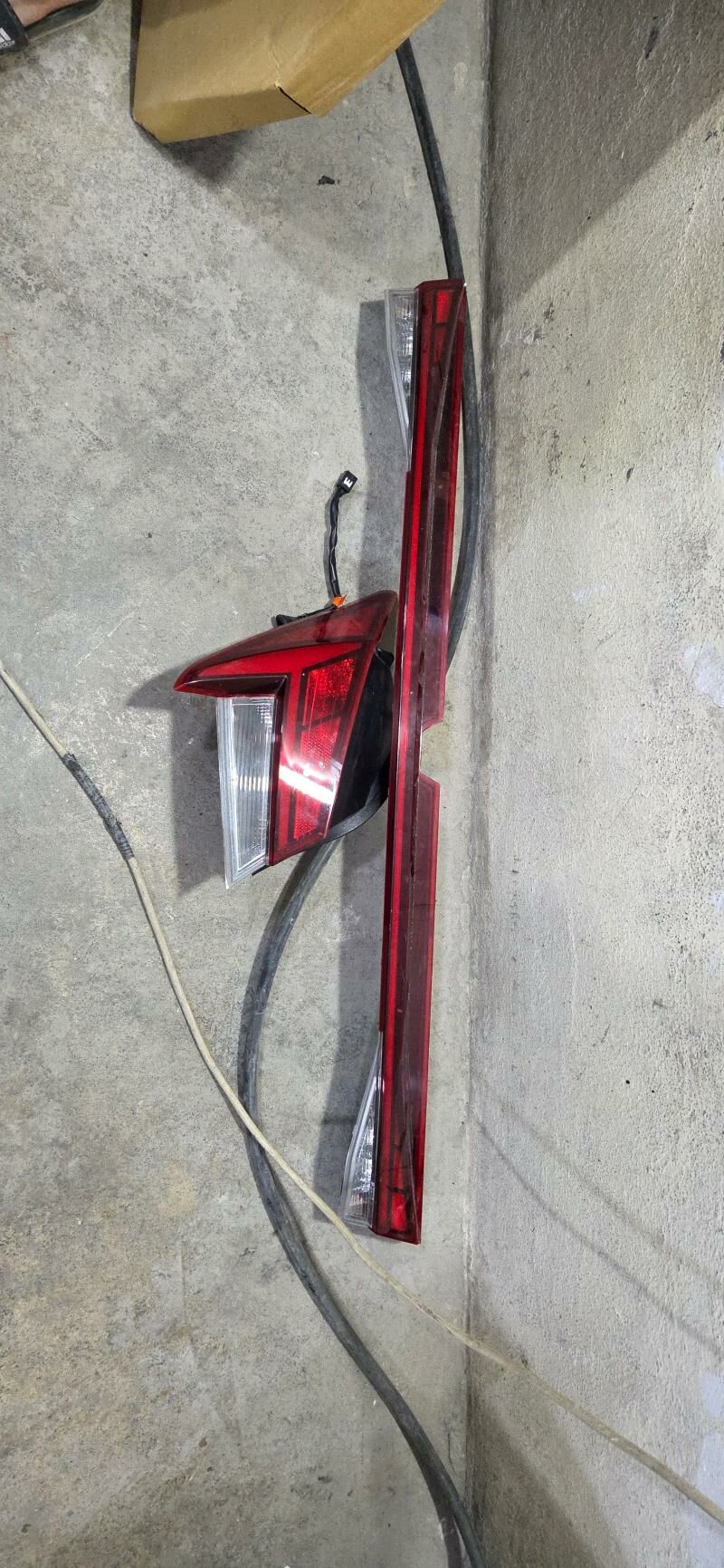 elantra fara yzy 4 000 TMT - Арзув - img 1