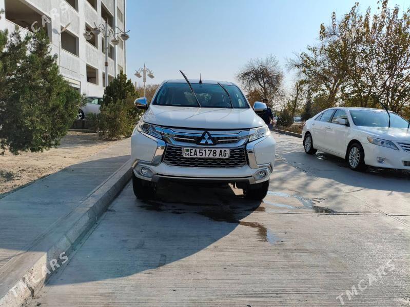 Mitsubishi Montero Sport 2019 - 390 000 TMT - Гарадамак - img 3