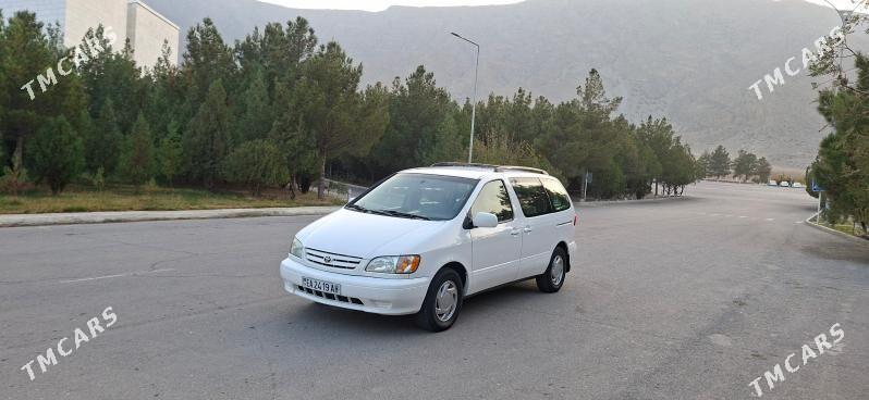 Toyota Sienna 2002 - 210 000 TMT - Бахарден - img 3