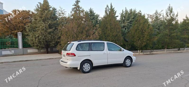 Toyota Sienna 2002 - 210 000 TMT - Бахарден - img 4