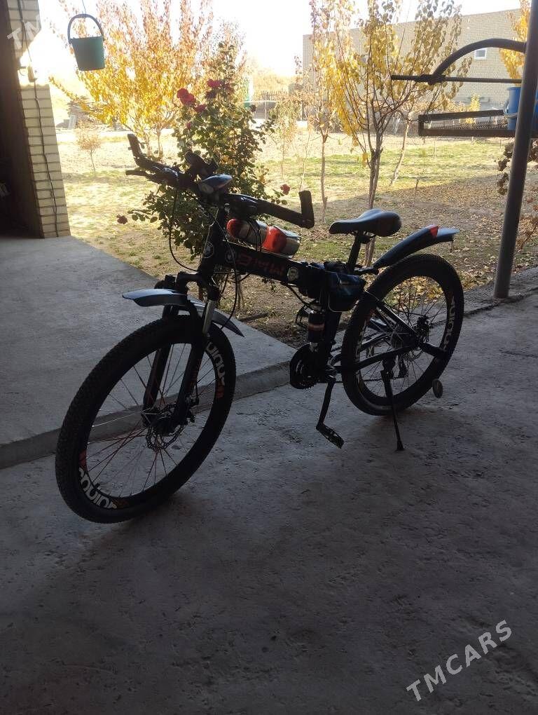 BMW X7 - Дянев - img 2