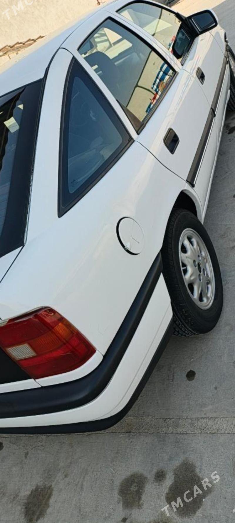 Opel Vectra 1991 - 47 000 TMT - Tejen - img 5