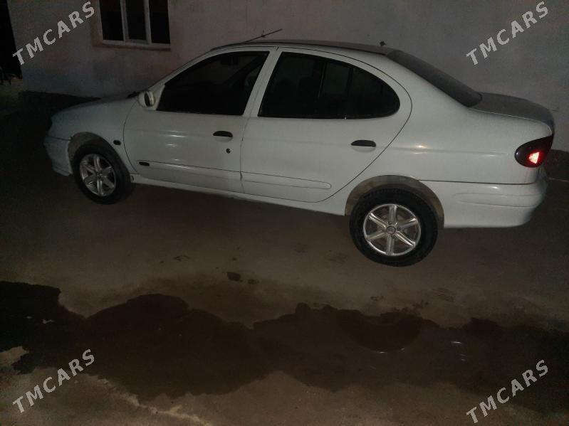 Renault Megane 2 1999 - 30 000 TMT - Гёкдепе - img 3