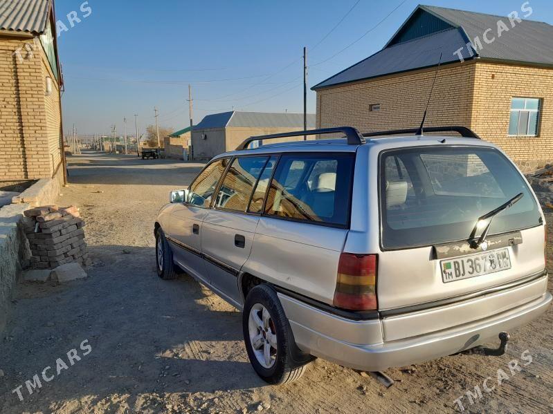 Opel Astra 1992 - 40 000 TMT - Bereket - img 4