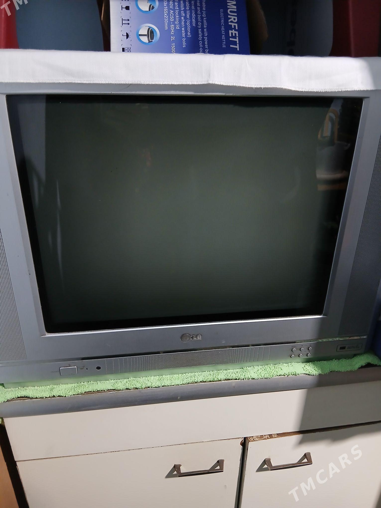 LG telewizor - Кëши - img 2