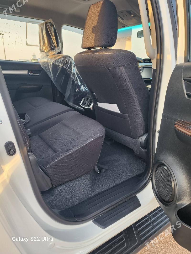 Toyota Hilux 2025 - 666 000 TMT - Ашхабад - img 10