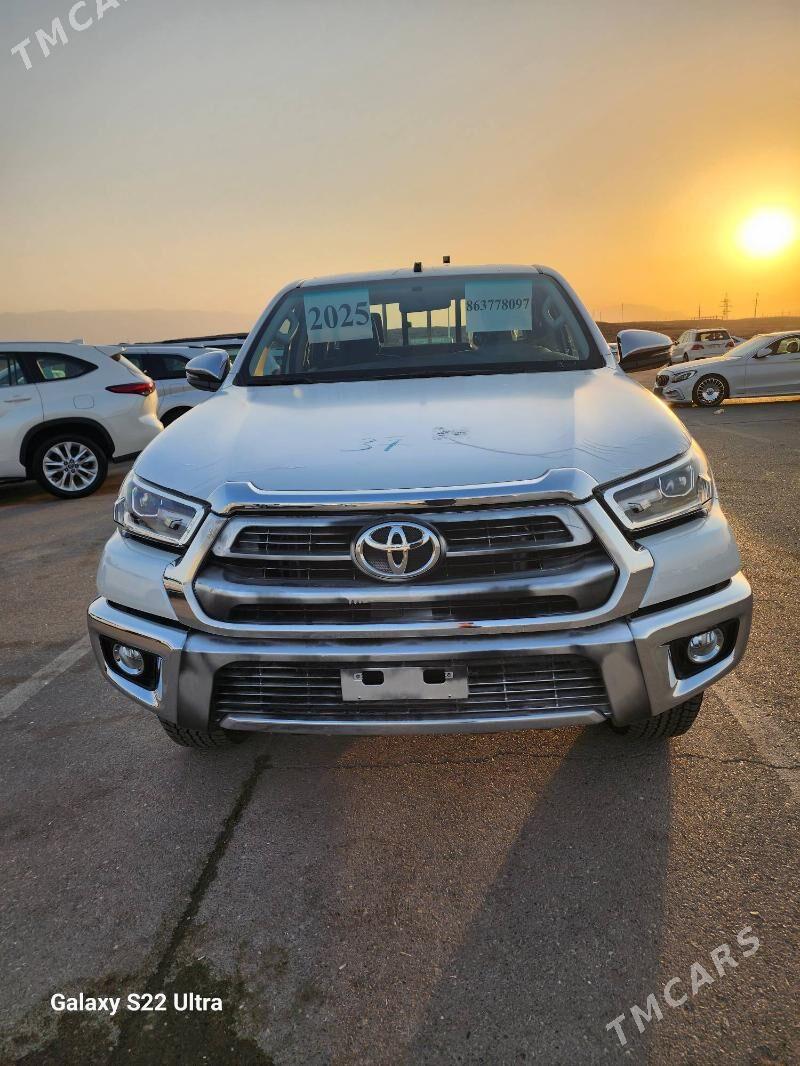 Toyota Hilux 2025 - 666 000 TMT - Ашхабад - img 4