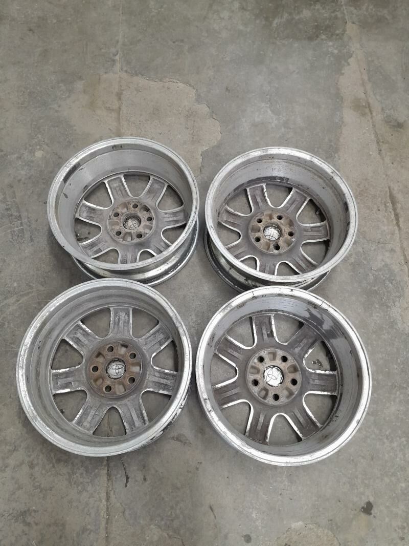 Toyota Avalon  diska 16 lik 2 400 TMT - Дашогуз - img 3
