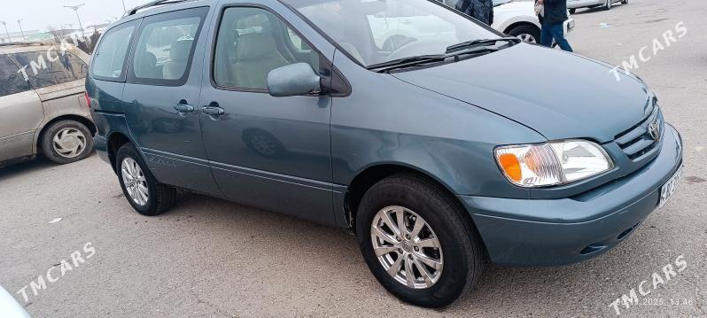 Toyota Sienna 2002 - 170 000 TMT - Daşoguz - img 4