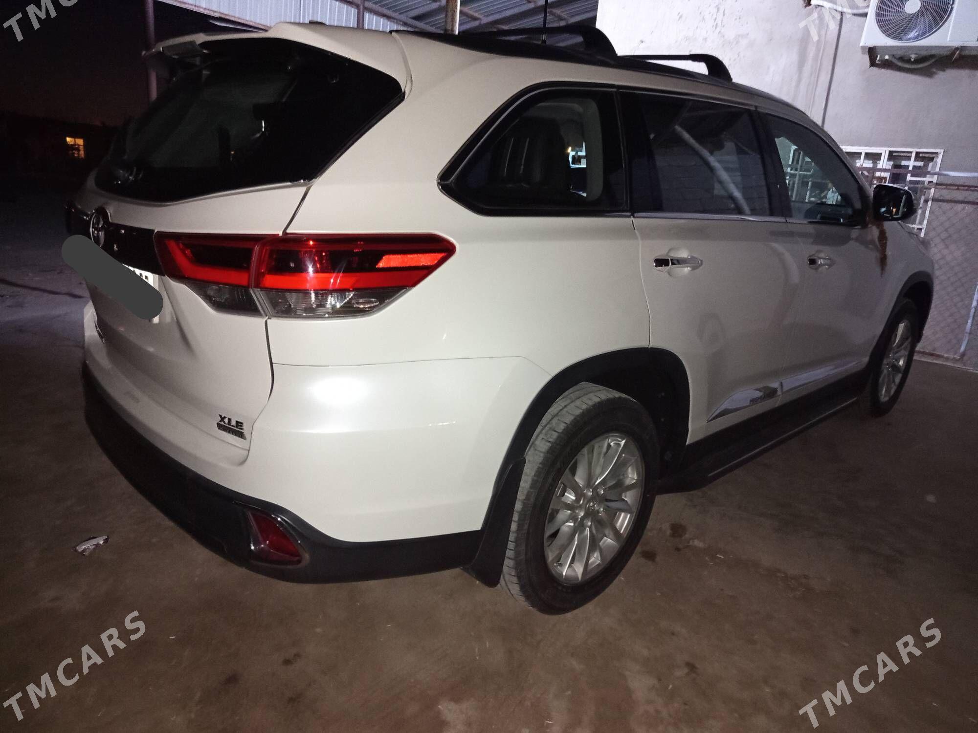 Toyota Highlander 2019 - 460 000 TMT - Кёнеургенч - img 4
