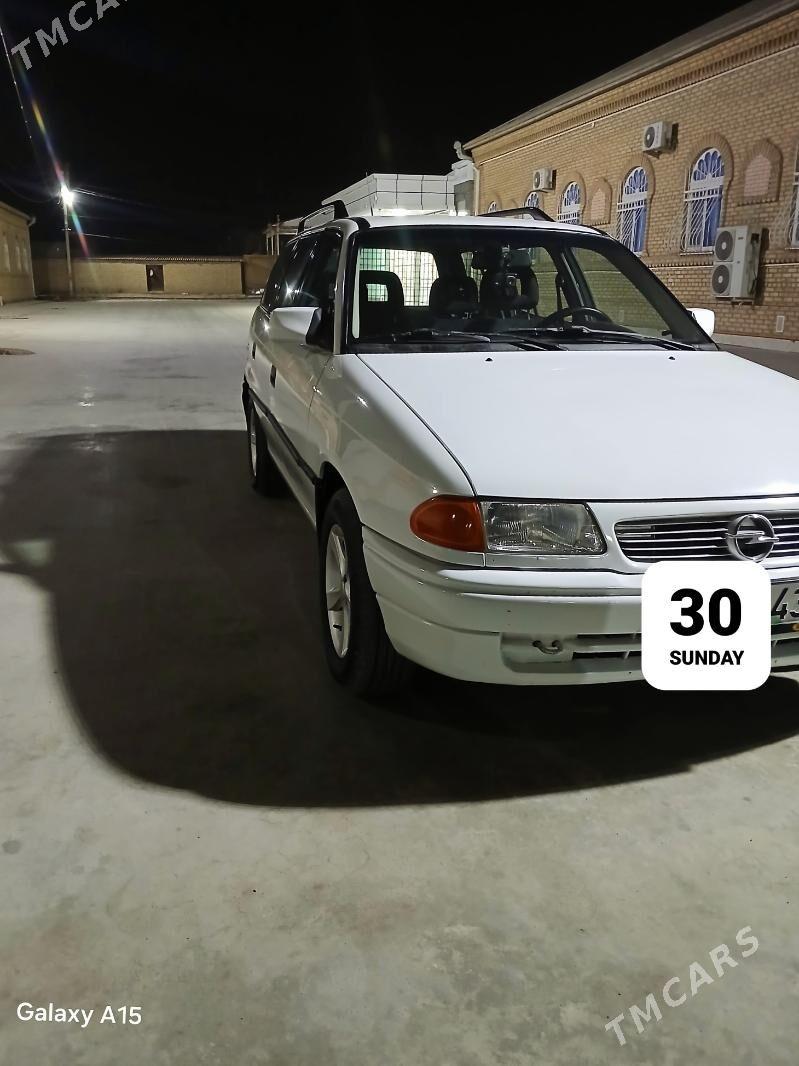 Opel Astra 1996 - 70 000 TMT - Mary - img 4