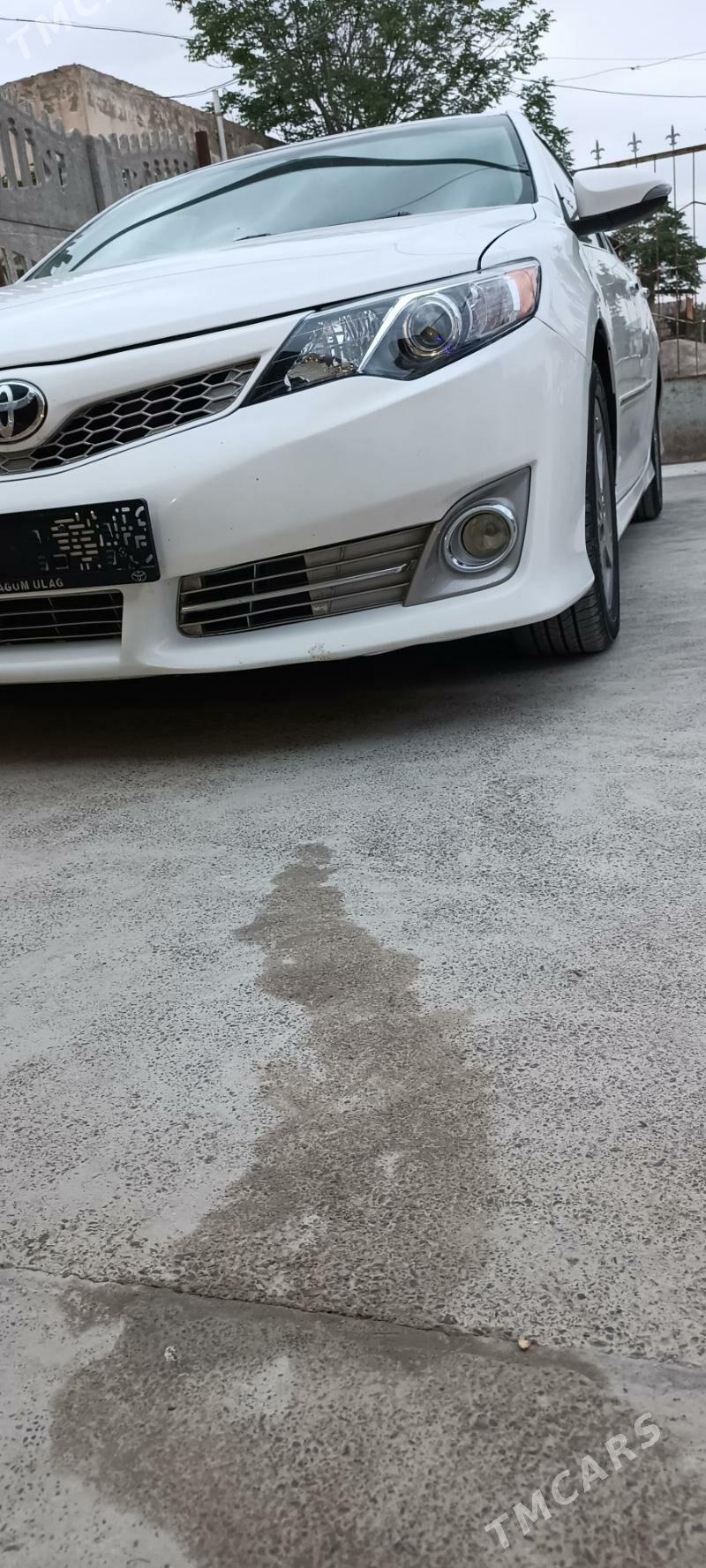 Toyota Camry 2013 - 235 000 TMT - Гёкдепе - img 7