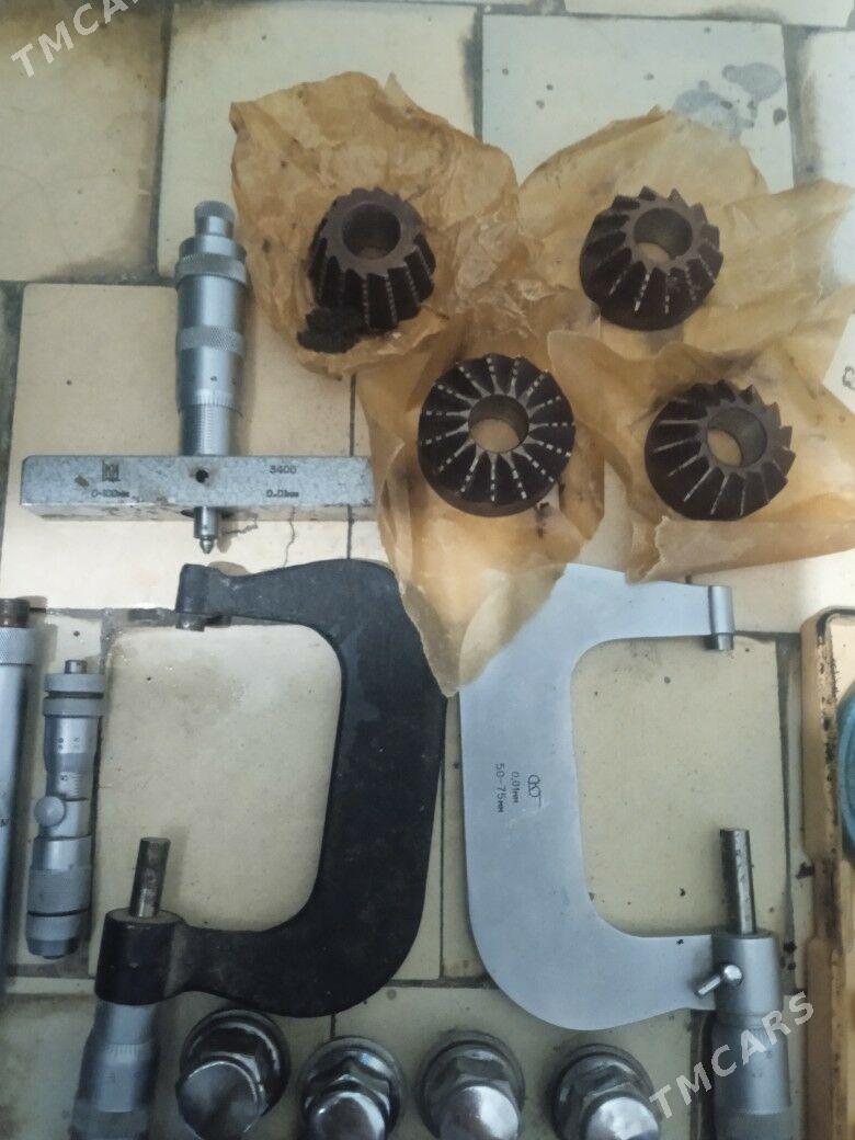 Детали от токарного стонка - Hitrowka - img 3