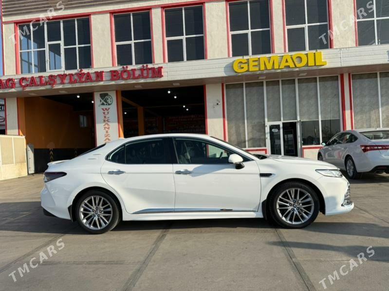 Toyota Camry 2021 - 335 000 TMT - Мары - img 3