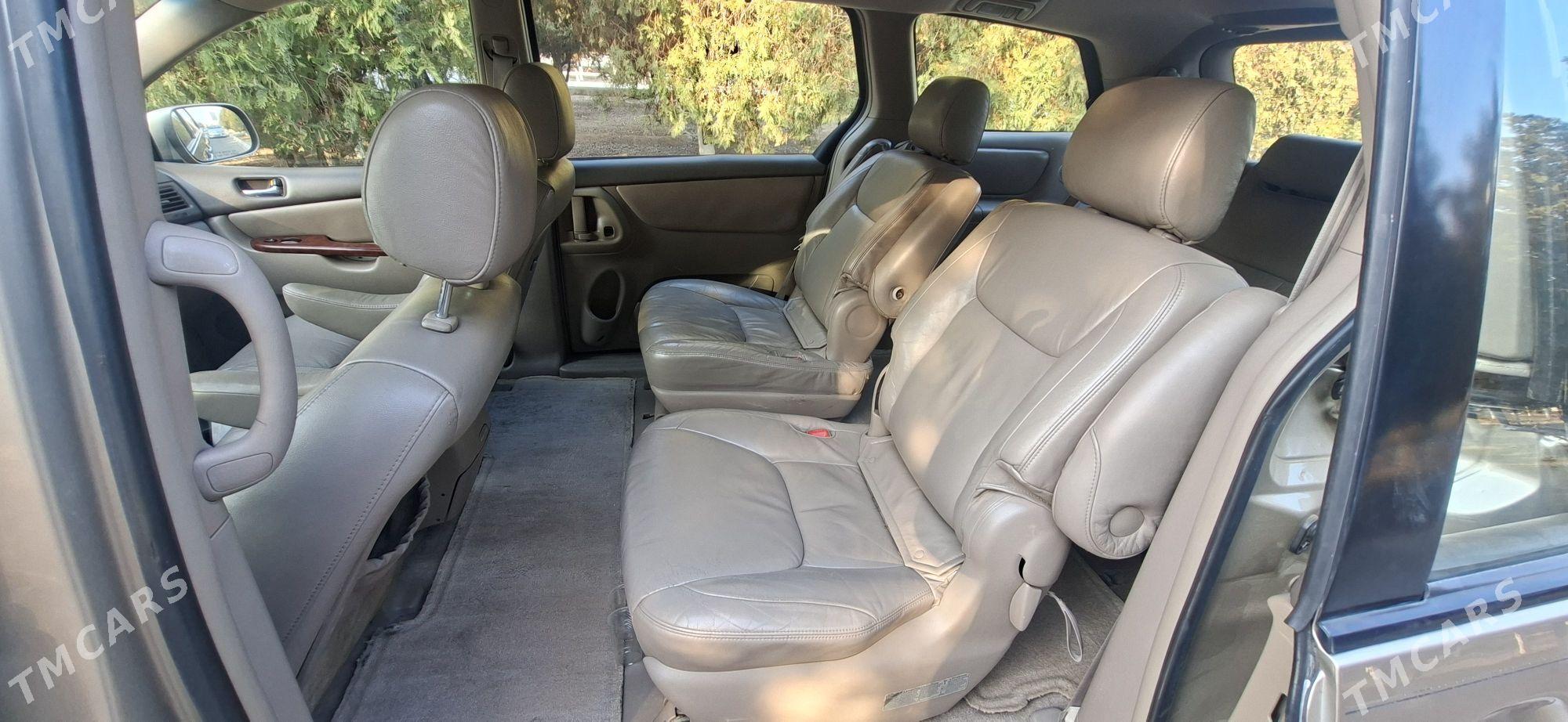 Toyota Sienna 2005 - 260 000 TMT - Дашогуз - img 6