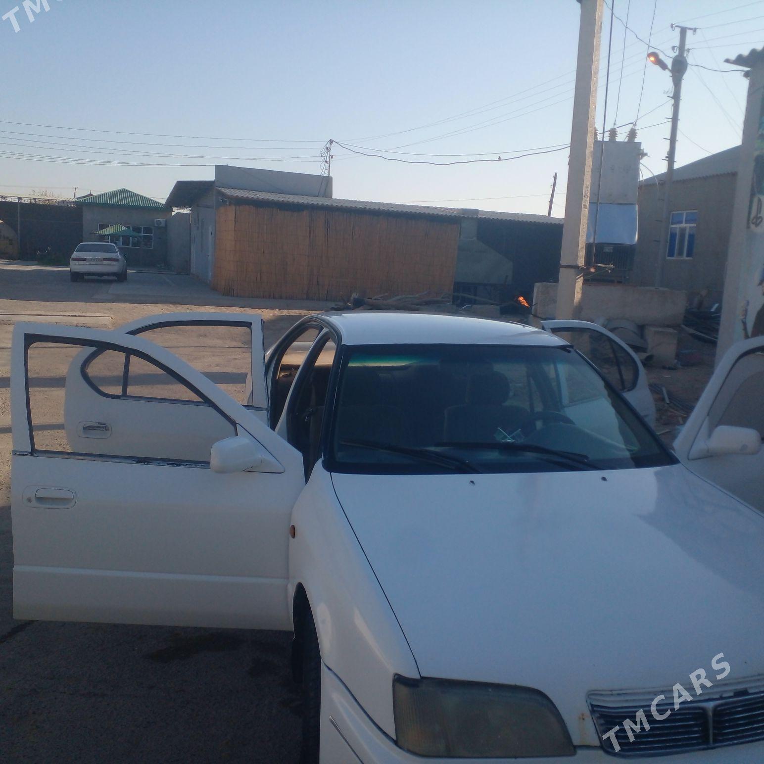 Toyota Vista 1995 - 42 000 TMT - Теджен - img 7