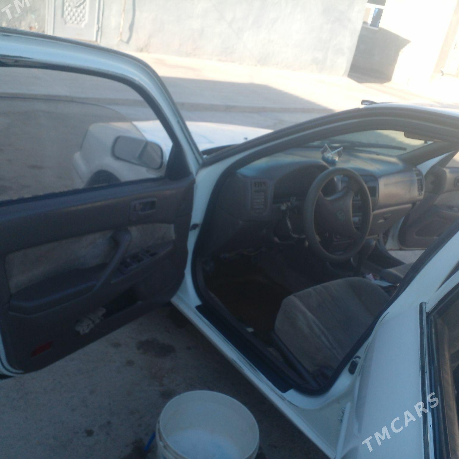 Toyota Vista 1995 - 42 000 TMT - Теджен - img 6