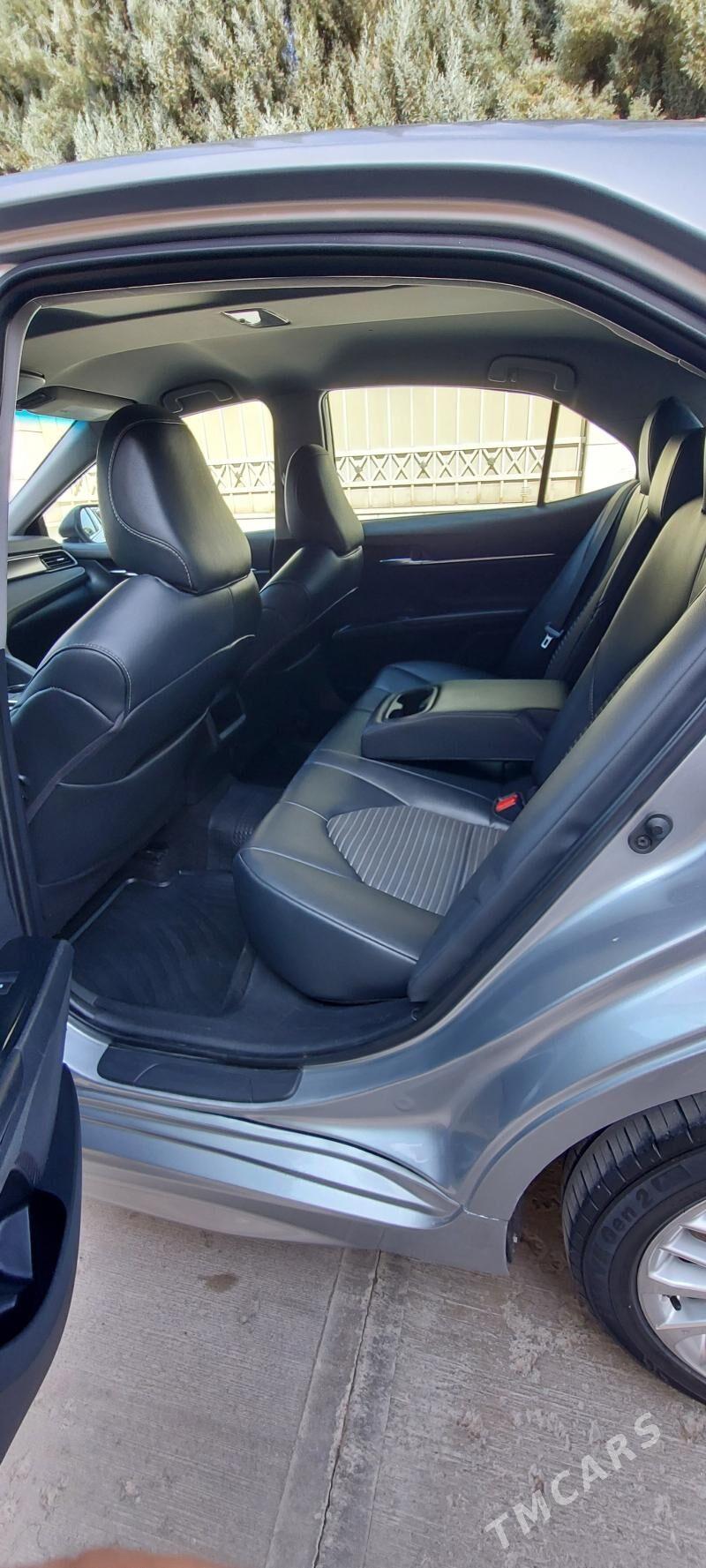 Toyota Camry 2019 - 280 000 TMT - Мары - img 8