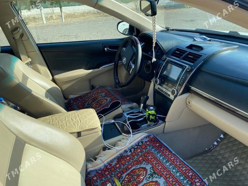 Toyota Camry 2013 - 270 000 TMT - Baýramaly - img 9