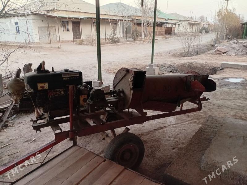 MTZ 80 2015 - 22 000 TMT - Гурбансолтан Едже - img 2