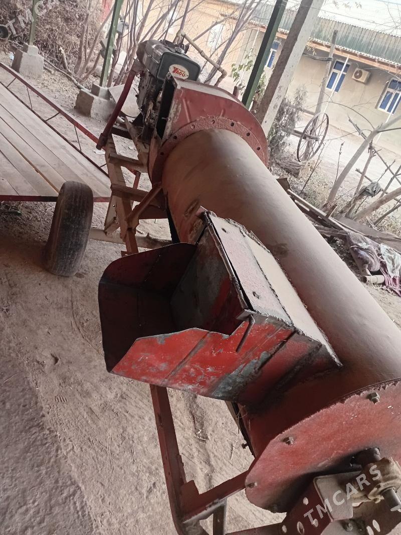 MTZ 80 2015 - 22 000 TMT - Гурбансолтан Едже - img 3