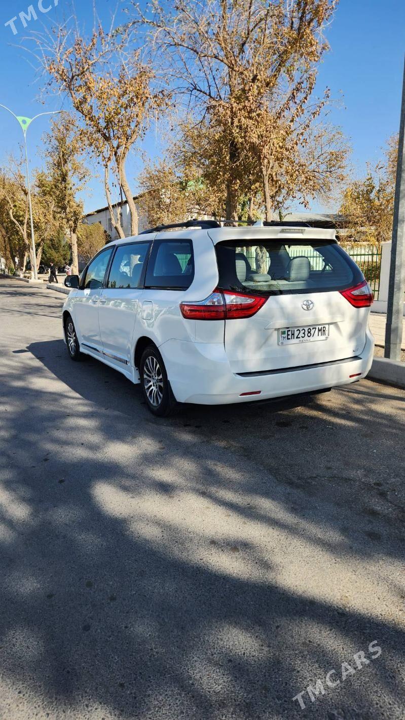 Toyota Sienna 2018 - 375 000 TMT - Mary - img 3