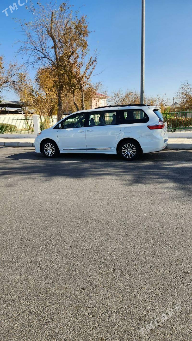 Toyota Sienna 2018 - 375 000 TMT - Mary - img 5